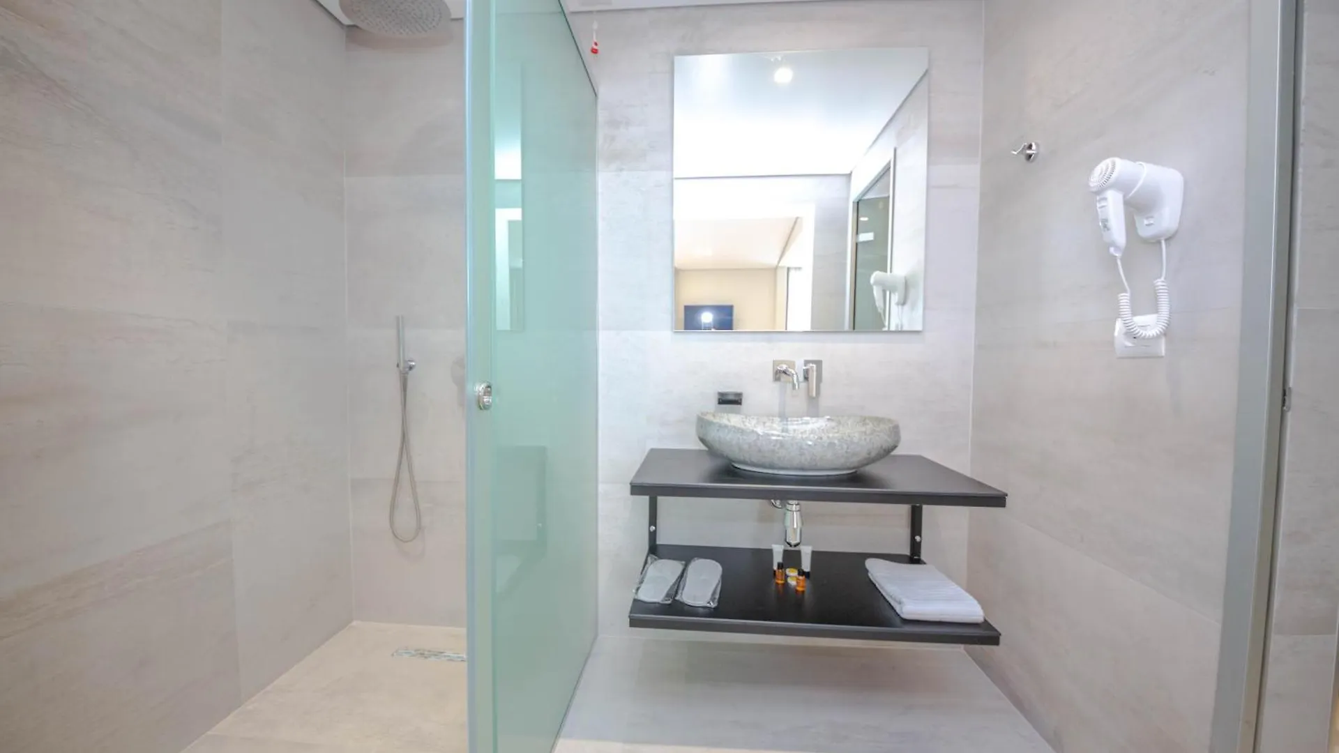 Hotel Vista Mare Ksamil