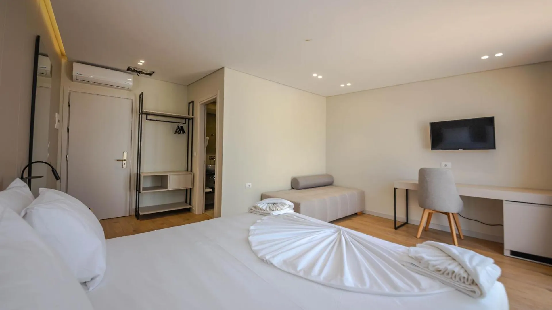 Hotel Vista Mare Ksamil Arnavutluk